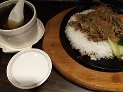 -豪享来中西餐厅(延安东路店)