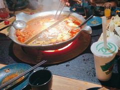 -湊湊火锅·茶憩(上海合生汇店)