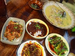 -醉八仙热酒馆(渝中店)