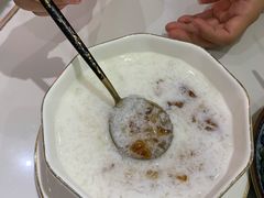 牛奶芋圆桃胶雪燕-党公糖水铺(鹭江店)