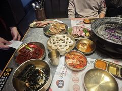 -草家酱蟹炭火烤肉店(珲春南路二店)
