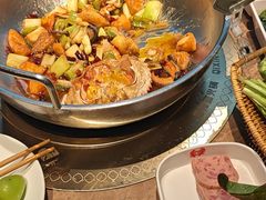 -七欣天香辣蟹火锅(上海银亿滨江店)