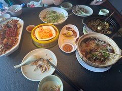 -蝴蝶里·粤菜·点心(滨江龙湖店)