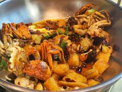 -七欣天香辣蟹火锅(上海银亿滨江店)