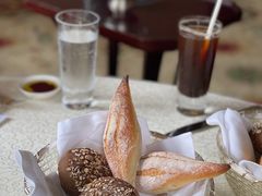 -Salon de Ville浦江汇(上海外滩华尔道夫酒店店)