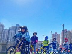 -八爪矩阵极限运动馆·儿童平衡车·感统训练(南海子公园校区)