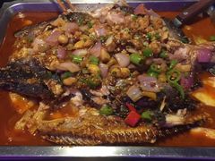 -鸣记脆皮烤鱼·海鲜烤鱼(三八广场店)