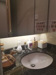 -ROYEA茹彦祛痘·问题肌肤修护中心