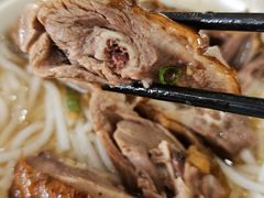 -胜记烧鹅美食