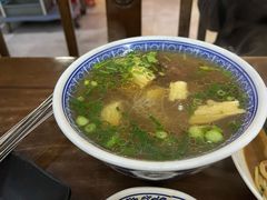 水盆羊肉-崇德楼水盆牛羊肉泡馍馆(文艺路店)