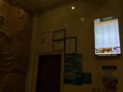-维也纳酒店（嘉定新城店）-停车场
