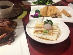 -艳阳天民俗村(公园路店)