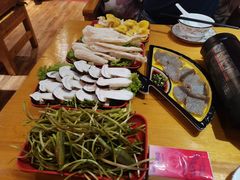 -民食香·腊排骨野生菌美食(木府店)
