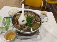 -犇逸·乐山跷脚牛肉·四川现炒(览海店)