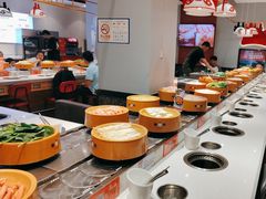 -龍歌自助小火锅(市北CBD万达店)