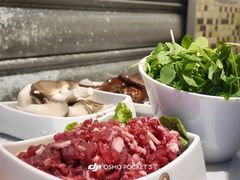 热气牛肉-活潑鲜跳(湖滨商业街店)