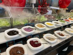 沙拉-圣丰索菲特·2 On 988 Café 自助餐厅