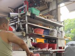 -后街女孩肠粉店
