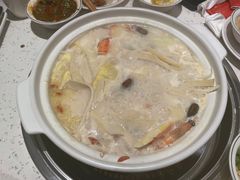 -三人行骨头王火锅(长寿店)