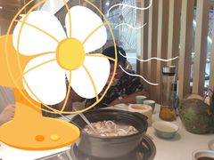 -东椰·海南椰子鸡火锅(朝阳门店)