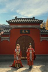 -雨墨婚纱摄影工作室
