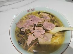 -陇上秦轩西安biangbiang面(滨江开元广场店)