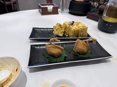 鲍鱼天鹅酥-白天鹅宾馆-宏图府餐厅