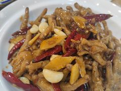 -江城燕子大排档(江汉路步行街店)