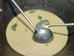 -陈大锅·岳阳鱼馆·地道岳阳菜(美食街店)