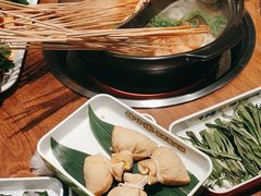 -牛小嫩串串火锅(老国贸总店)