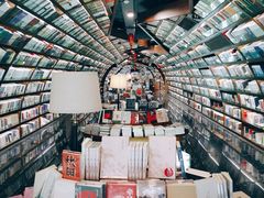 -钟书阁(珍园店)