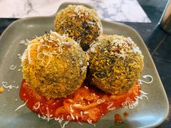 墨鱼芝士饭团-KCOOKING概念韩餐(世茂52+店)