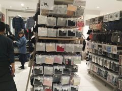 -优衣库(重庆沙坪坝印象汇店)
