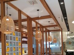-三人行骨头王火锅(长寿店)