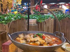 -老滇山寨•云南特色菜•地方菜•民族风情歌舞表演(金碧店)