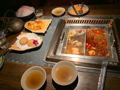 -老牌坊云南鱼豆花火锅(哈西万达店)
