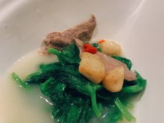 竹笙清鸡汤浸豆苗-Yan Ting 宴庭中餐厅(上海静安瑞吉酒店)