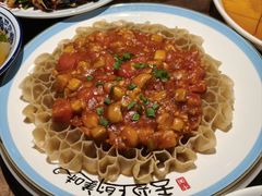 西红柿茄子浇汁莜面-东口码头·烧鸽子·鱼头泡饼·地方菜(金鹰悦城店)
