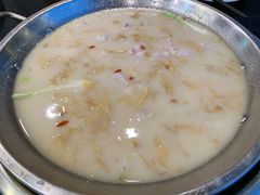 -老来福·非遗酸汤兔(凯旋路店)