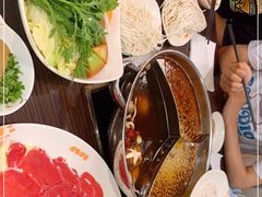 -呷哺呷哺(世贸.工三店)