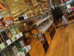 -VENCHI 闻绮(上海佛罗伦萨小镇店)