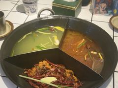 -巴卤社老火锅(财富店)