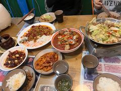 -堂瓦里·33年传统赣菜(第一街区店)