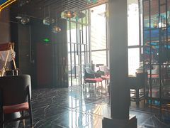 -屋有岛沉浸游戏旗舰店(中山公园店)