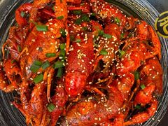 -肥肥虾庄·金牌油焖大虾(汉口城市广场店)