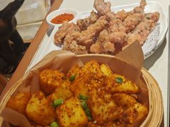 -老牌坊云南鱼豆花火锅(哈西万达店)