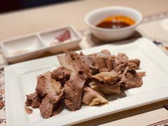 手抓羊肉半斤-贯贯吉·清真餐厅(浙江中路店)