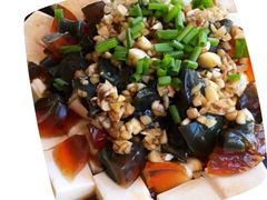 皮蛋豆腐-云的侧面音乐餐吧(丰马牛餐饮广场店)
