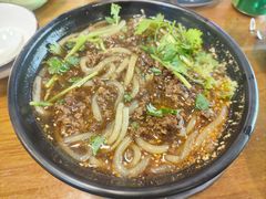 -重庆鸡公煲·青锅花椒鱼(牡丹江路店)