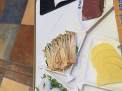 -前门·鲜肉火锅(长风店)